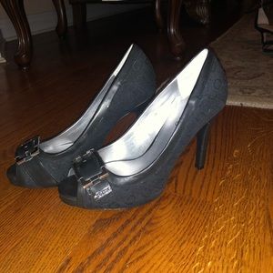 Elegante black open toes high heels !